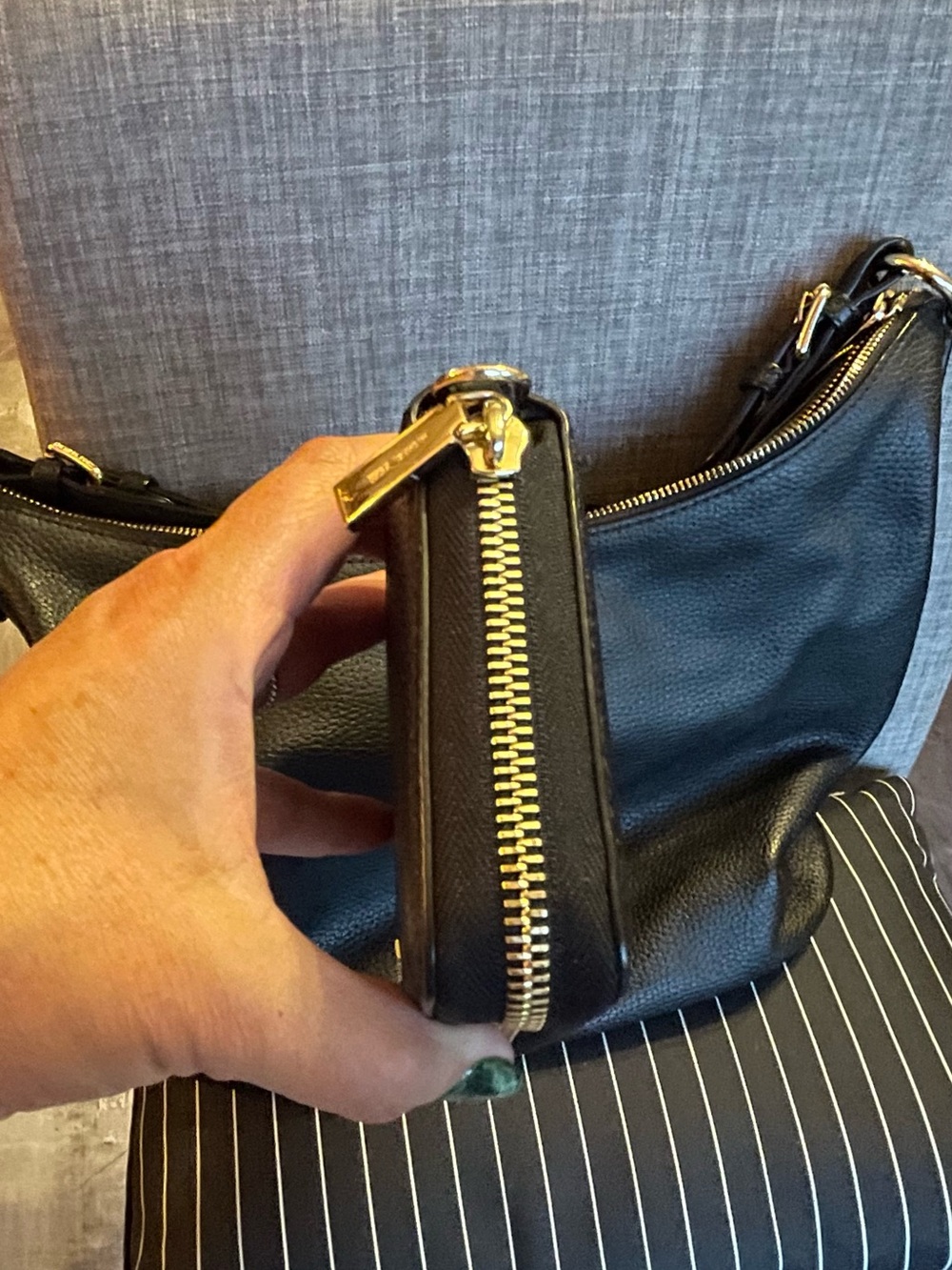 Michael Kors Black Leather Hobo Bag and Wallet - Picture 13 of 14